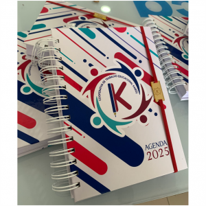 AGENDA DIÁRIA 2025 Capa dura com Wire-o 2x1 15X20CM 4x0 Laminação brilho ou fosca da capa  